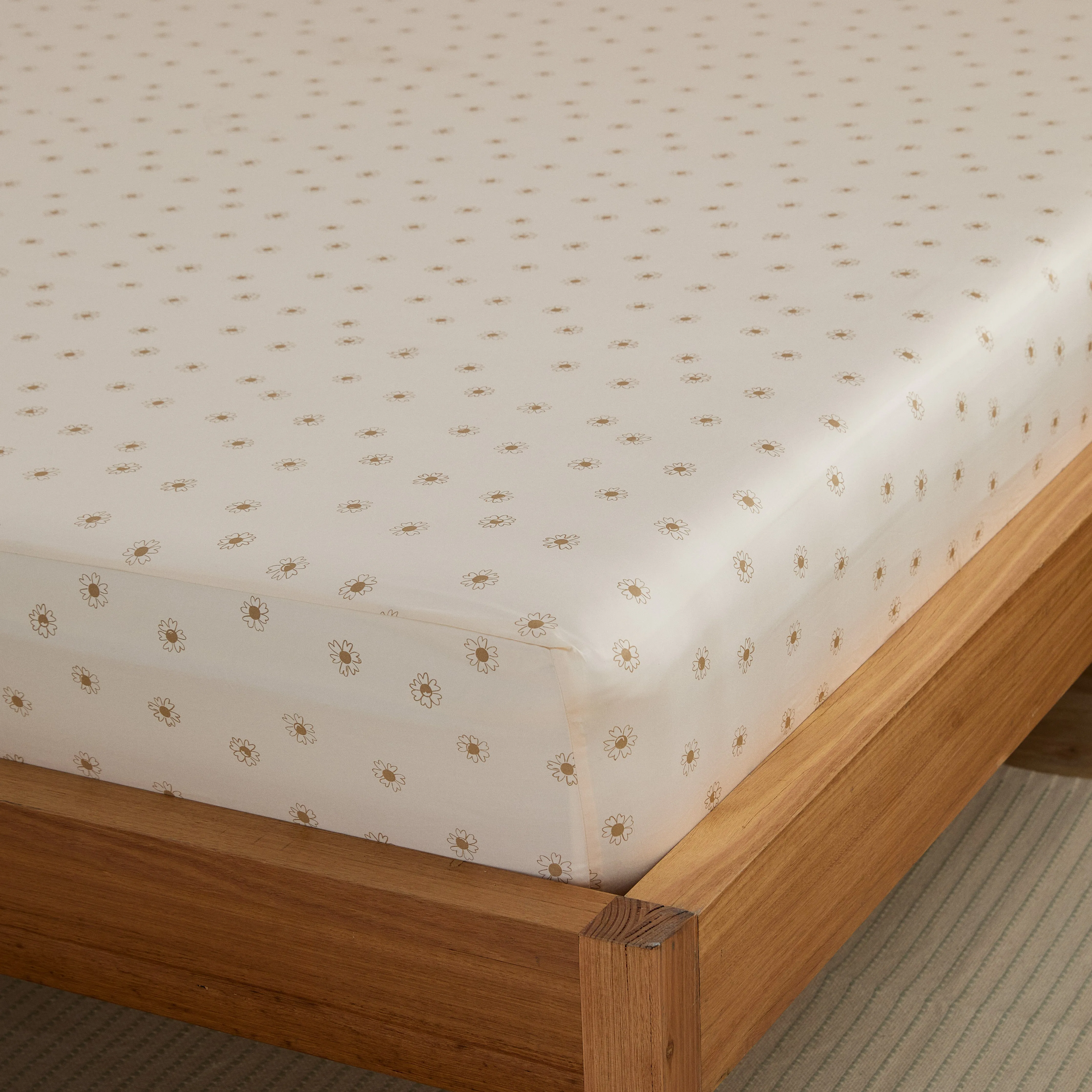 Eden Cotton - Daisy Print Bed Sheets